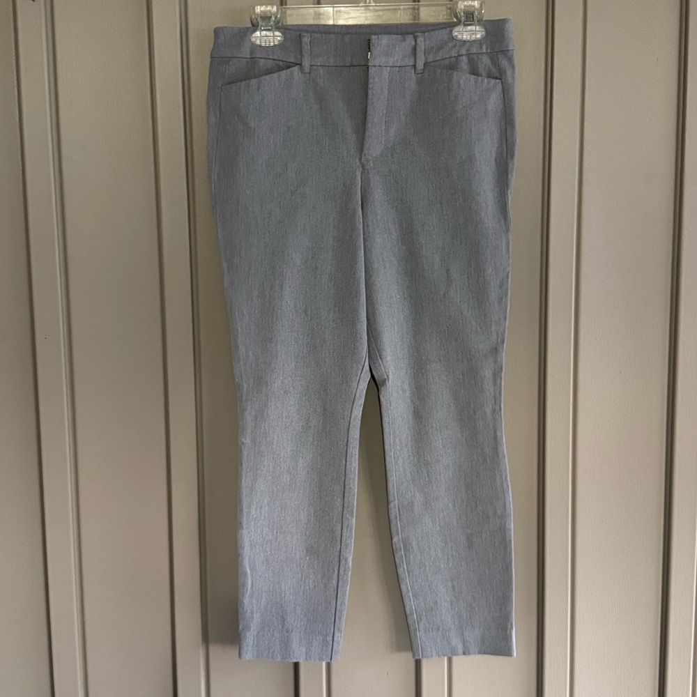 Old Navy Light Gray Pixie Pants size 8